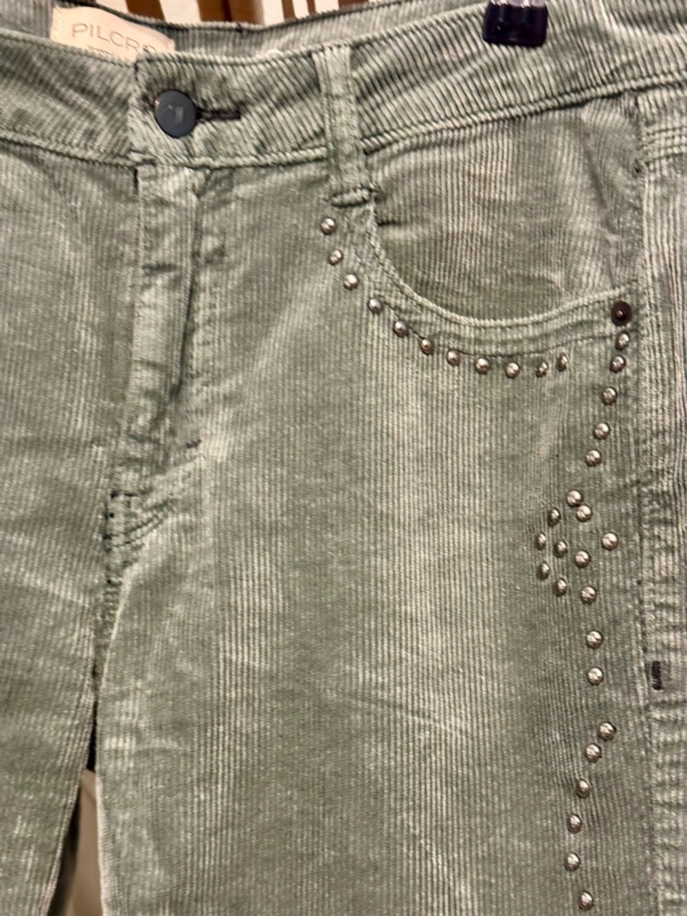 RARE ✨Anthro x Pilcro Essential Flare Mid-Rise Studded Corduroy Jeans ✨ NWOT 28 - Picture 9 of 15